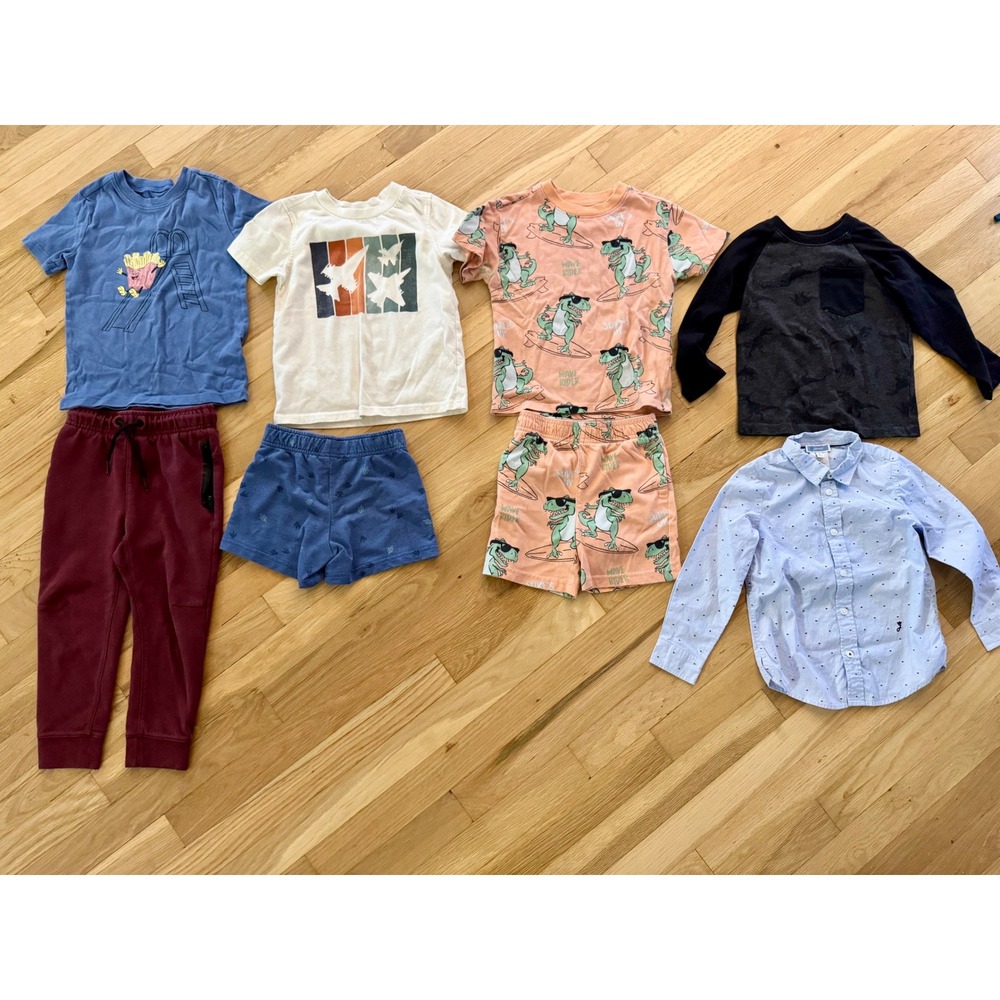 Boys 3T Clothing Lot 8pc Bundle Dinosaurs Graphic Tees Joggers Shorts Shirt